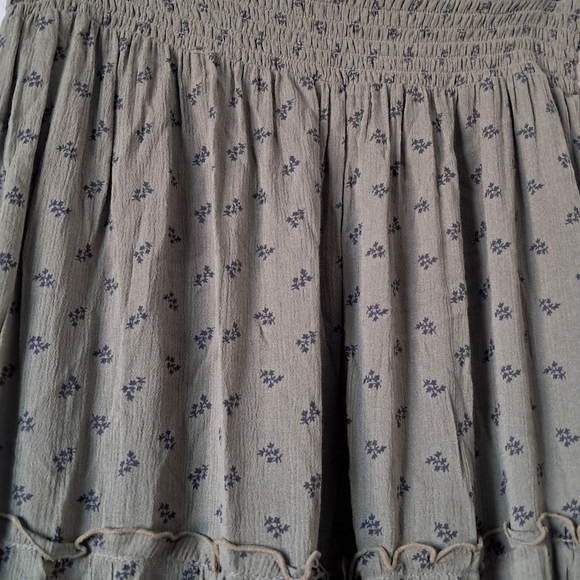 Mossimo Supply Co. Olive Maxi Skirt - Picture 2 of 4